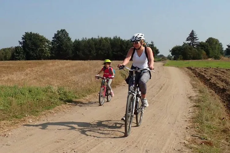 Piękna, słoneczna pogoda dopisała w realizacji III Rodzinnego Pikniku Rowerowego