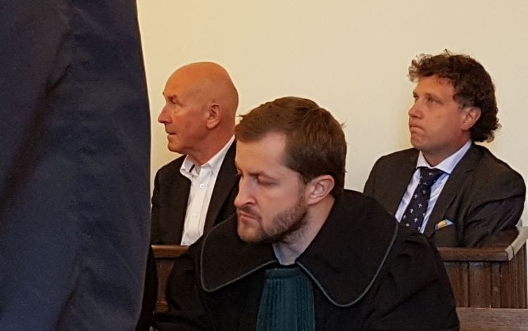 Włodzimierz Groblewski i Jacek Karnowski (obaj zgadzają się na publikacje swoich pełnych danych i wizerunków) po raz kolejny zasiedli na ławie oskarżonych.