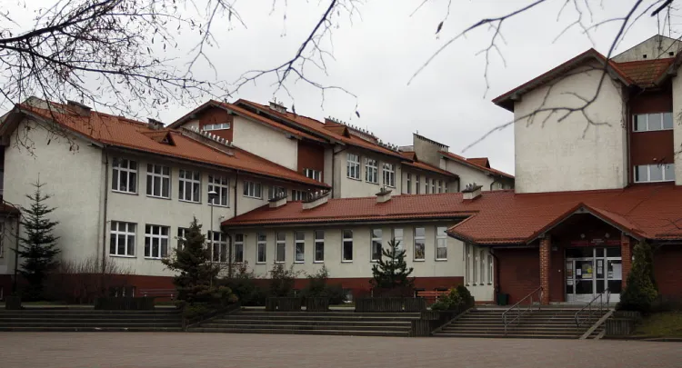 Nowe przedszkole powstanie w budynku, do którego obecnie uczęszczają uczniowie podstawówki i gimnazjum.
