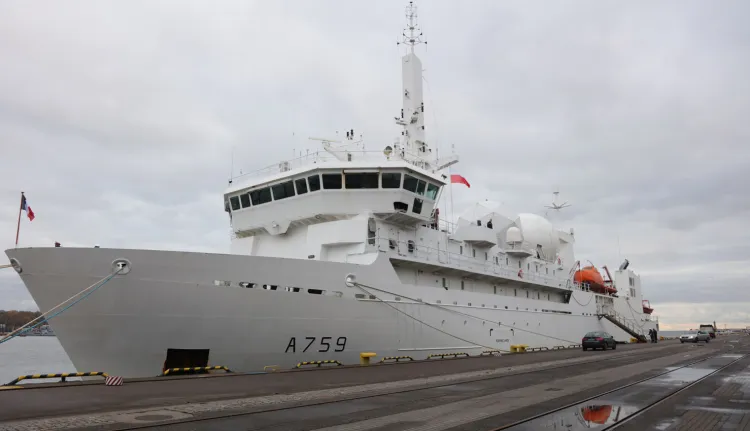 Okręt przypłynął do Gdyni w środę. Wypłynięcie zaplanowano na 2 listopada.