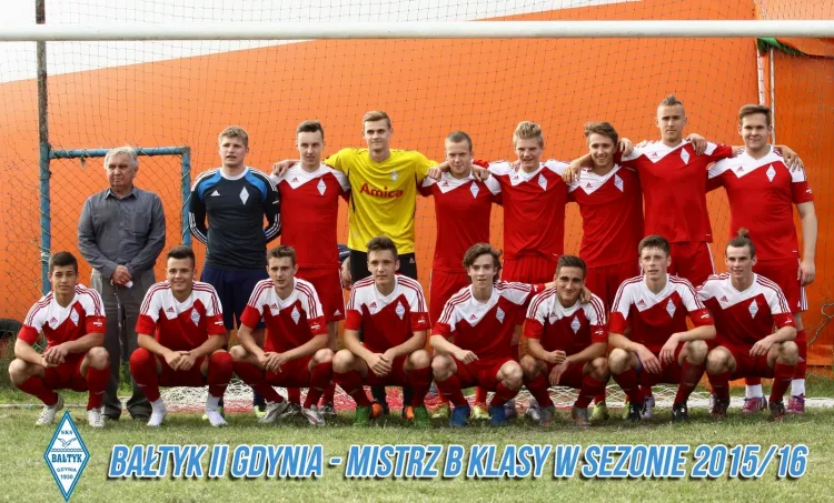 Rezerwy Bałtyku Gdynia są liderem A klasy, ale młodzi piłkarze tam grający, mają przede wszystkim awansować do pierwszej drużny. 