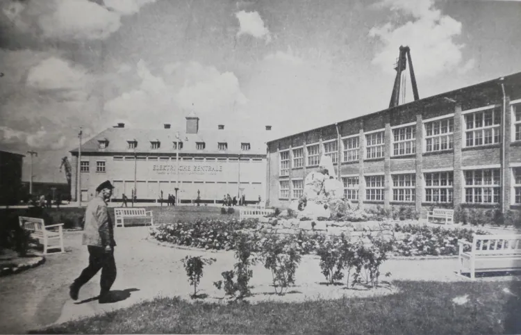 Budynki Stoczni Gdańskiej, 1943 r. (źródło: Danziger Werft 1844-1944, Danzig 1944).