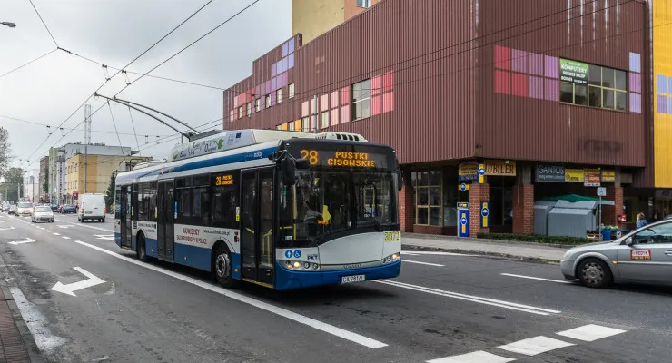 Nowe trolejbusy mają dać impuls do rozwoju komunikacji miejskiej w kolejnych rejonach Gdyni i na obrzeżach miasta.