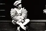 Tomasz Podsiadły debiutował rolą Księcia Edwarda w spektaklu "Książę i żebrak" w reżyserii Jarosława Kiliana w Teatrze Miejskim w Gdyni. Premiera odbyła się 9 listopada 1991 roku.