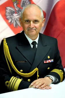 Krzysztof Jaworski, jeszcze w mundurze komandora, dowódca 3. Flotylli Okrętów Marynarki Wojennej w Gdyni.
