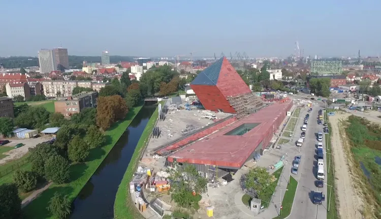 Trwa dyskusja o tym, jak powinien nazywać się plac, przy którym powstaje Muzeum II Wojny Światowej w Gdańsku.