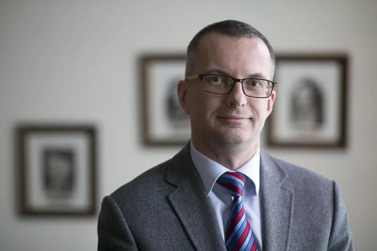 Prof. dr hab. Marcin Gruchała funkcję rektora Gdańskiego Uniwersytetu Medycznego pełni od 1 września 2016 roku. 

