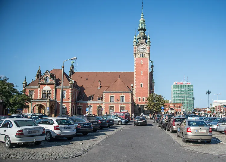 Niedawno pojawił się pomysł wybudowania dwóch dużych parkingów rowerowych. Jedną z lokalizacji są okolice dworca Gdańsk Główny, drugą - stacja we Wrzeszczu.  