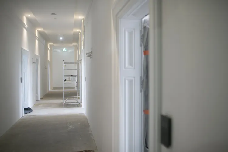 W hotel Central trwają ostatnie prace wykończeniowe.