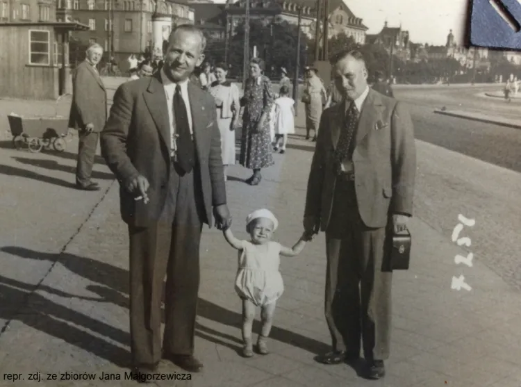 Po lewej Franciszek Małgorzewicz, w środku jego syn Jan, a po prawej wuj chłopca Jan Borowski. 