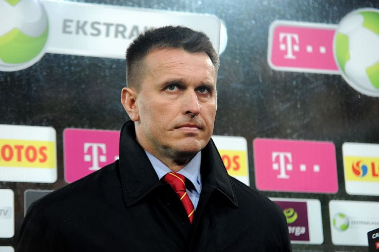 Leszek Ojrzyński przypomina, że jego drużyny potrafiły grać z Lechią Gdańsk i strzelały jej gole nawet, gdy przyszło im walczyć w "10". 