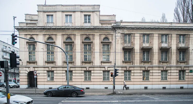 Budynek Banku Polskiego od lat pozostawał niezagospodarowany. W najbliższych miesiącach zajdą tam zmiany.