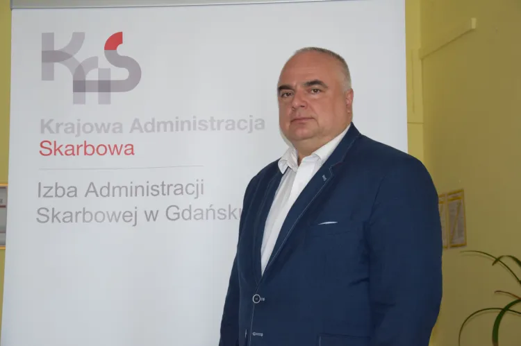 - Wspólnie działająca administracja skarbowa powinna przede wszystkim służyć obywatelom. W związku z tym kładziemy duży nacisk na poprawę codziennej bieżącej obsługi podatnika - twierdzi Tomasz Słaboszowski, dyrektor Izby Administracji Skarbowej w Gdańsku.