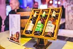 Miłośnicy piwa od piątku bawią się na festiwalu piw rzemieślniczych i regionalnych Hevelka.
