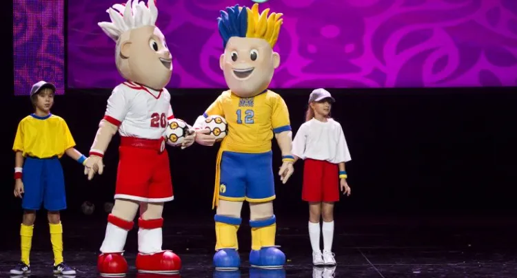 We wtorek UEFA pokazała w Warszawie maskotki turnieju Euro 2012.