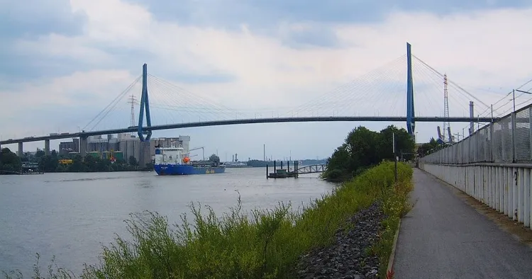 Taki most mógłby być receptą na korki na północy Gdyni.