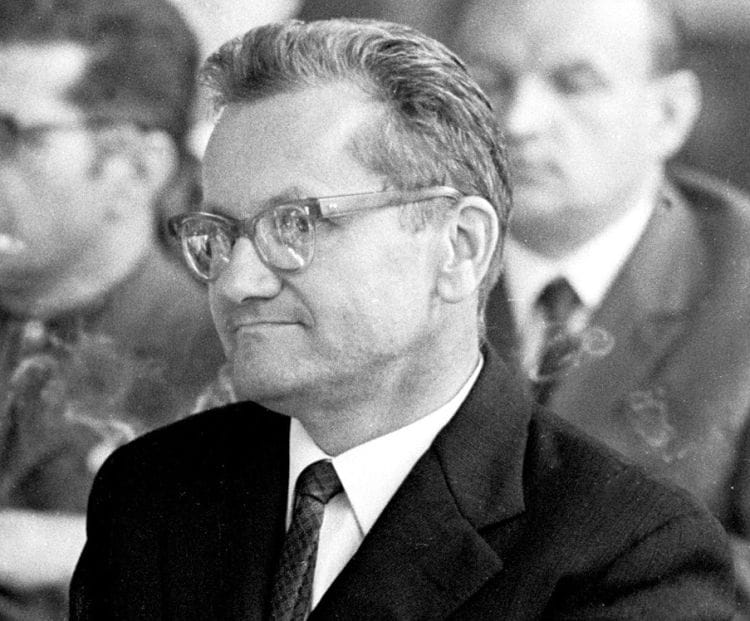 Prof. Jerzy Stankiewicz