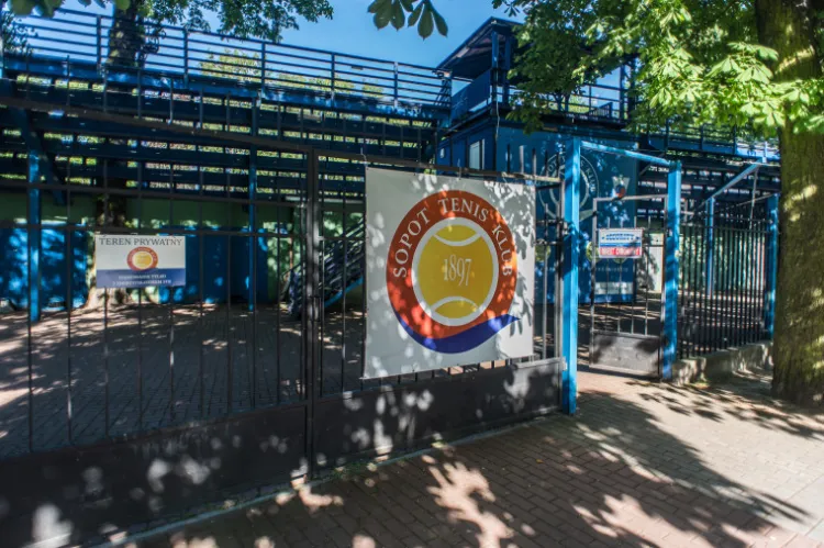 Radni zgodzili się, aby Sopot Tenis Klub, bez przetargu, otrzymał teren kortów w dzierżawę na najbliższych 20 lat.