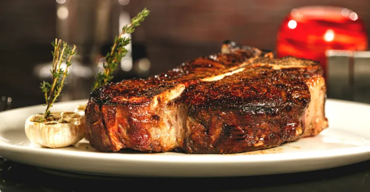 Według statystyk, Europejczyk zjada rocznie ok. 18 kg czerwonego mięsa, Amerykanin już 30 kg, a najwięcej, prawie 60 kg konsumuje mieszkaniec Argentyny. 