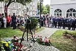 Popołudniowe uroczystości z udziałem prezydenta Andrzeja Dudy, pod pomnikiem ofiar rzezi wołyńskiej w Gdańsku.