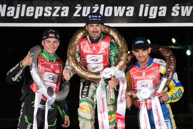 Podium IMME 2017 w Gdańsku. Pierwszy Leon Madsen (w środku), drugi Kacper Woryna (z lewej) i trzeci Bartosz Zmarzlik (z prawej).