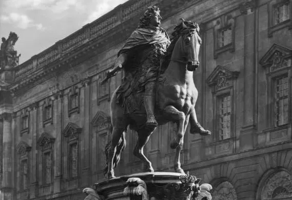 Konny pomnik "Wielkiego Elektora" Fryderyka Wilhelma von Hohenzollern (1620-1688) w Berlinie (zdjęcie z 1938 r.)