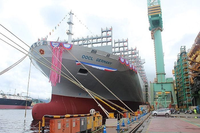 Flota Orient Overseas Container Line (OOCL) powiększyła się o kolejny kontenerowiec o pojemności 21 413 TEU - "OOCL Germany". W październiku 2017 roku zawinie do Gdańska. 