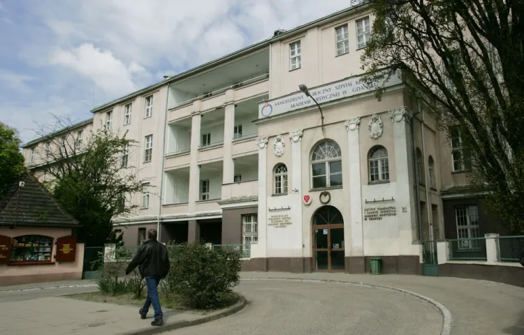 Liczący sobie 105 lat szpital położniczy przy ul. Klinicznej w Gdańsku został wystawiony na sprzedaż.