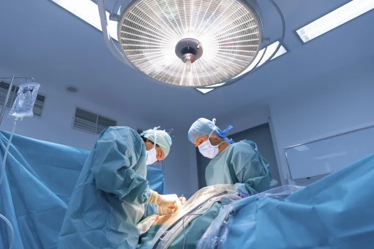 W Wejherowie na Oddziale Kardiochirurgii na chorych czeka 10 łóżek, a także 4 łóżka pooperacyjne oraz 2 stanowiska do intensywnej terapii.