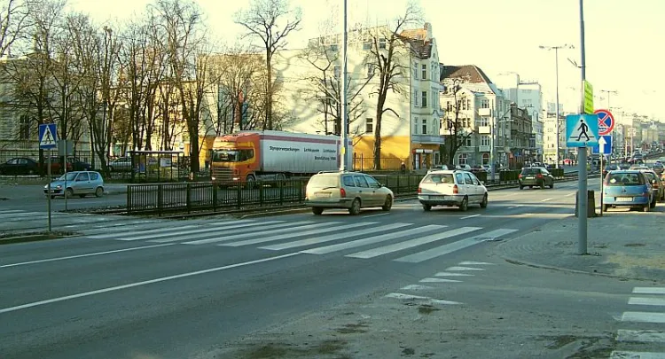 Pod naciskiem mieszkańców i lokalnych organizacji społecznych, drogowcy postanowili przebudować przejście przez al. Grunwaldzką w Gdańsku.