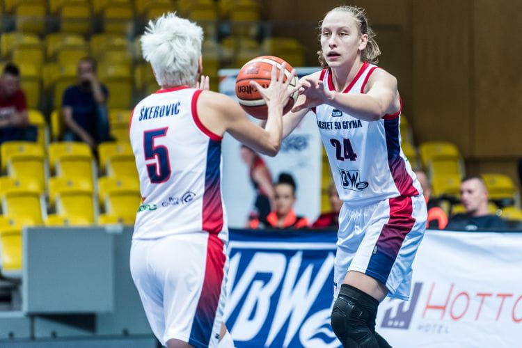 Sophię Aleksandravicius i jej koleżanki z Basketu 90 czeka w czwartek pierwszy test z drużyną ze ścisłej czołówki ligi polskiej.