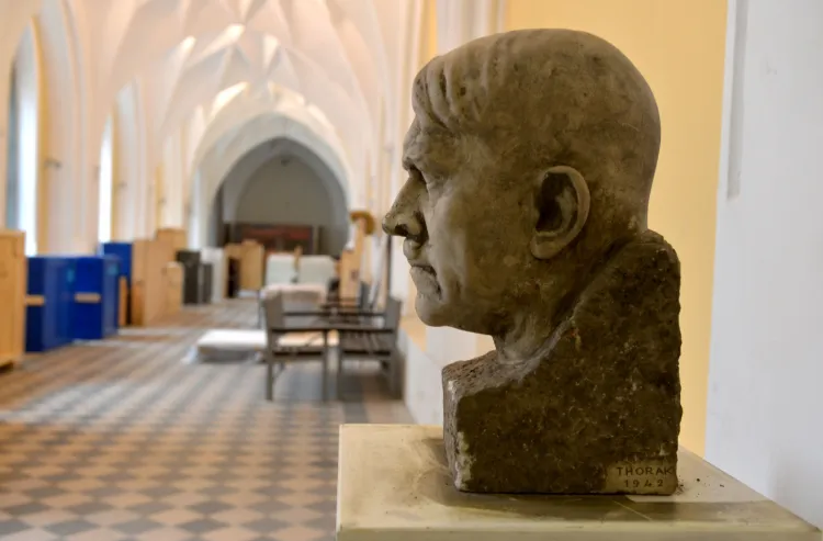 Popiersie Adolfa Hitlera autorstwa Josefa Thoraka odkryto dwa lata temu podczas prac ziemnych na terenie ogrodów Muzeum Narodowego w Gdańsku.