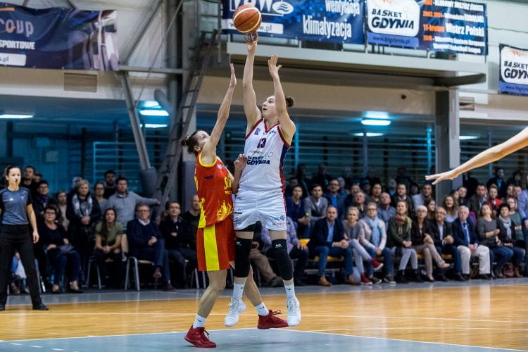 Anna Makurat była najskuteczniejszą koszykarką Basketu 90. Zdobyła 17 punktów.