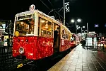 Na bożonarodzeniowy tramwaj wybrano pojazd Konstal typu N z 1952 roku.