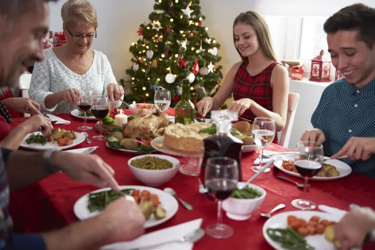Kluczową sprawą jest nakłonienie osób odpowiedzialnych za świąteczną kolację, aby nie gotowały zbyt dużo.