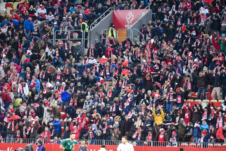 Piłkarskiej reprezentacji Polski na stadionie w Gdańsku ponownie kibicować będzie można jesienią przyszłego roku. Być może na meczu z Hiszpanią, Francją bądź Anglią?