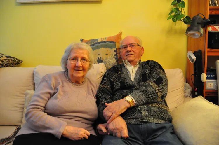 Państwo Aniela i Jan Targoszowie niedawno świętowali 70-lecie ślubu. Dziś mają 89 i 90 lat. 