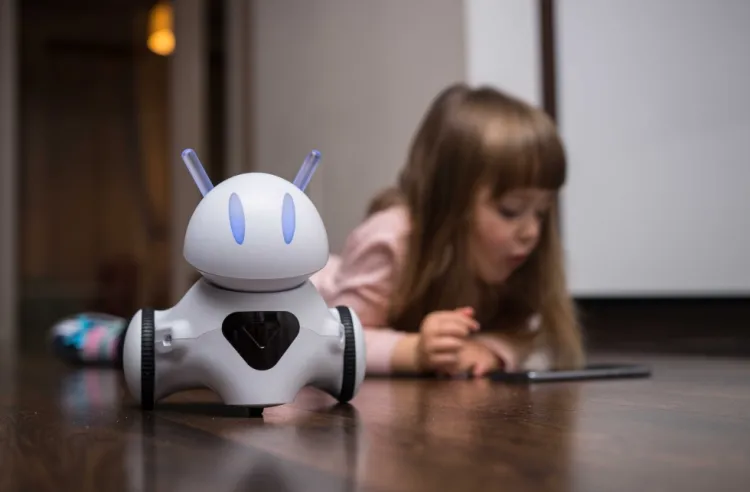 Dzieci z gdańskiej podstawówki będą uczyły się z robotem.