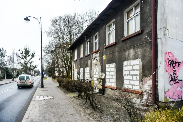 Budynek przy ulicy Bitwy pod Płowcami 26. 