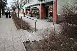 Istniejące schody przy pobliskich inwestycjach. Podobnie może być na pętli.