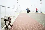 Gdańską przestrzeń miejską ożywiają m.in Heweliony, czyli wykonane z brązu niewielkie figurki lwów, które można znaleźć w m.in. na molo w Brzeźnie, w zoo, przy stadionie w Letnicy, na Gradowej Górze czy nad Motławą.