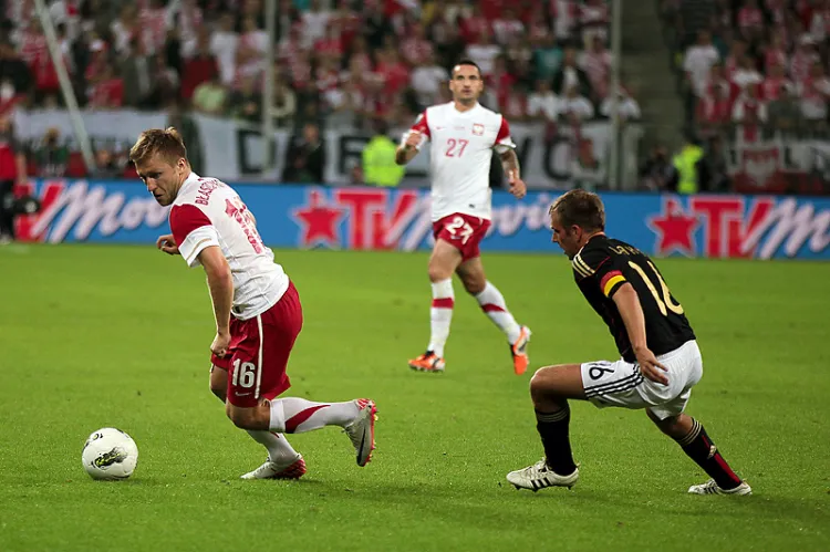 Jesienią 2011 roku w pierwszym meczu międzypaństwowym na Letnicy Polska zremisowała z Niemcami 2:2. Jednego z goli strzelił Jakub Błaszczykowski (przy piłce). 