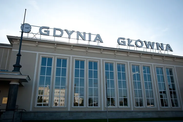 Do zdarzenia doszło na peronie Szybkiej Kolei Miejskiej Dworca Gdynia Główna.