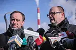 Marszałek województwa Mieczysław Struk i prezydent Gdańska Paweł Adamowicz sprzeciwiają się fuzji Lotosu z Orlenem.