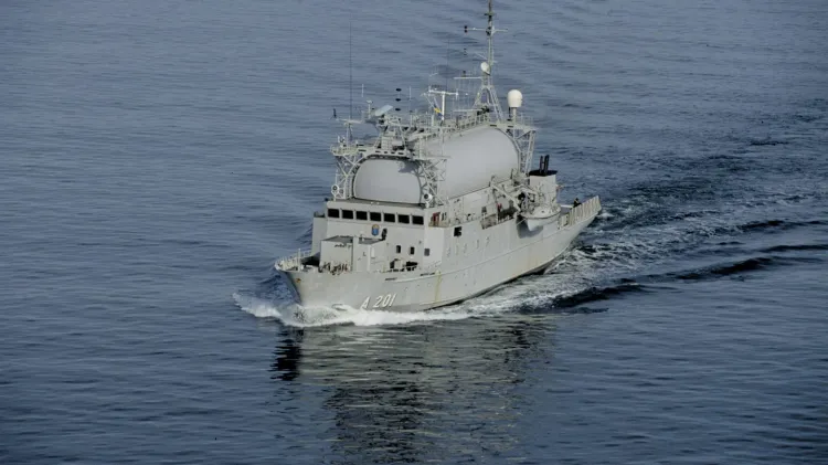Nauta odpowiedzialna będzie za całość prac przy budowie, zwodowaniu oraz wstępnych próbach morskich platformy szwedzkiego okrętu. Na zdjęciu HMS Orion, obecny okręt SIGINT Szwedzkiej MW.