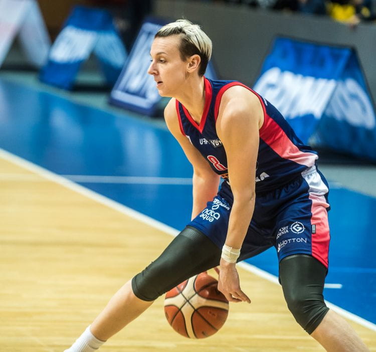 Chantelle Handy miała największy udział w złamaniu bariery 100 punktów przez koszykarki Basketu 90 Gdynia, choć mecz zaczęła na ławce rezerwowych.