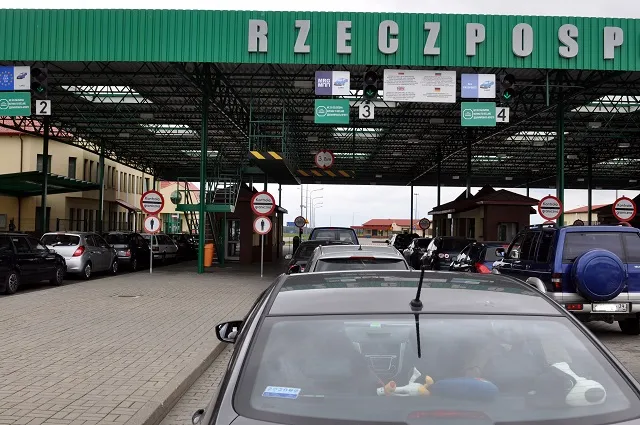 Przejście graniczne w Mamonowie między Polską a Obwodem Kaliningradzkim, czyli Rosją.