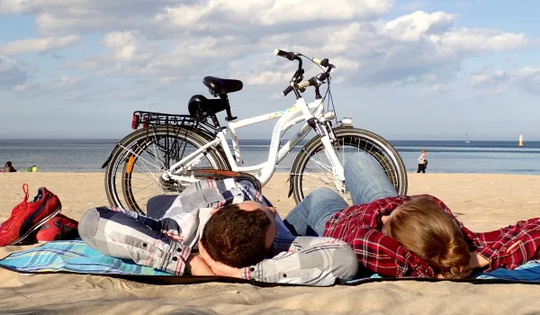 Tegoroczna majówka to wspaniały czas na aktywny wypoczynek, m.in. na rowerze