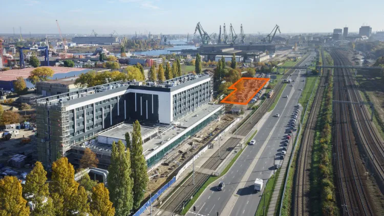Budynek C 300 powstanie w sąsiedztwie wyremontowanego biurowca C 200. 