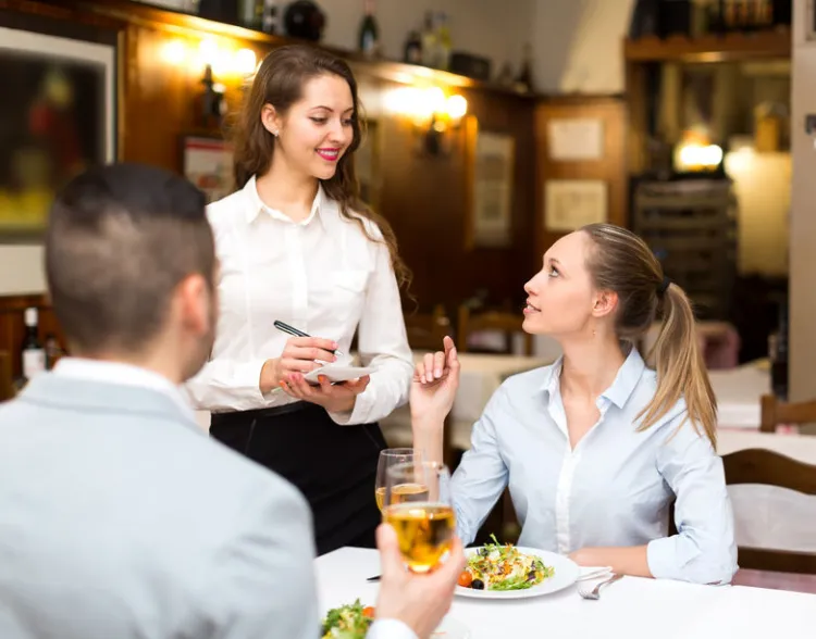 Brak wskazanej w karcie tańszej alternatywy wybranego wina to dość częsta przypadłość niektórych restauracji.